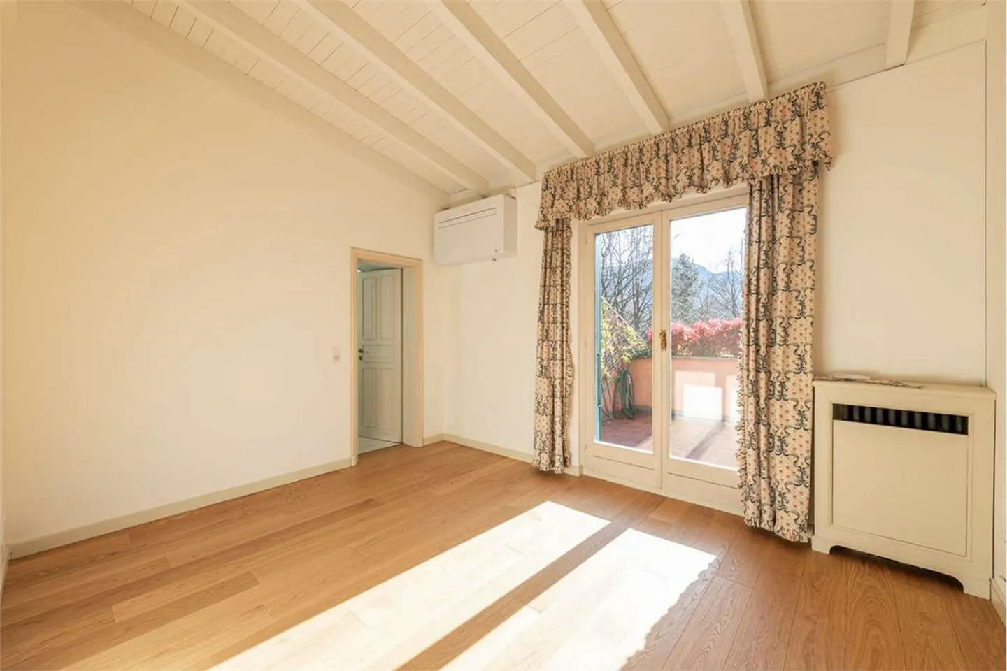 Sorengo : appartement duplex exclusif avec vue sur le lac - Photo 12 sur 13