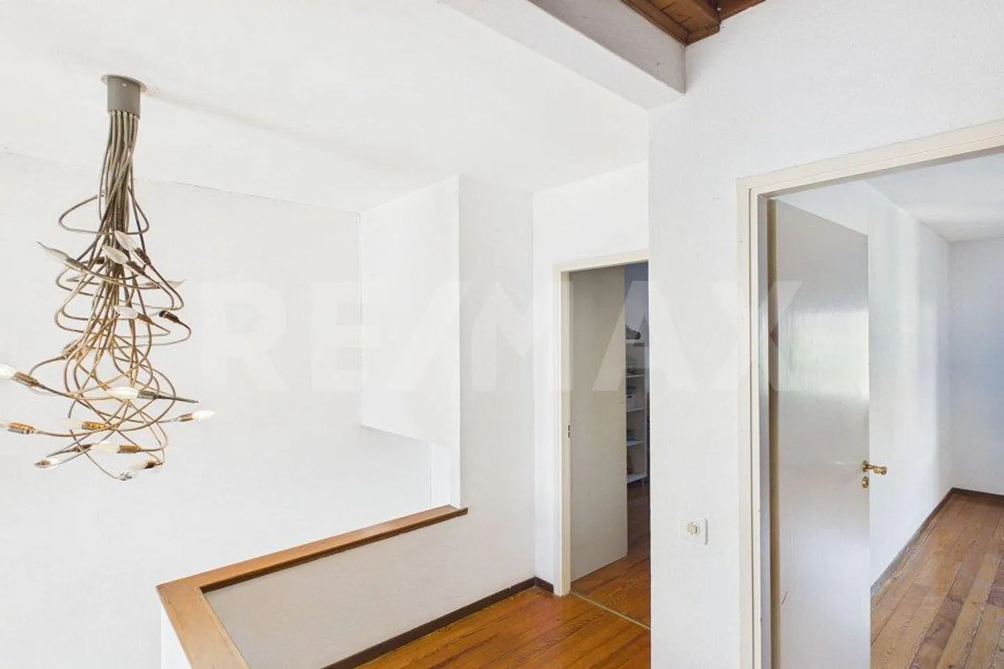 Charming Single Family Home - Photo 9 of 13