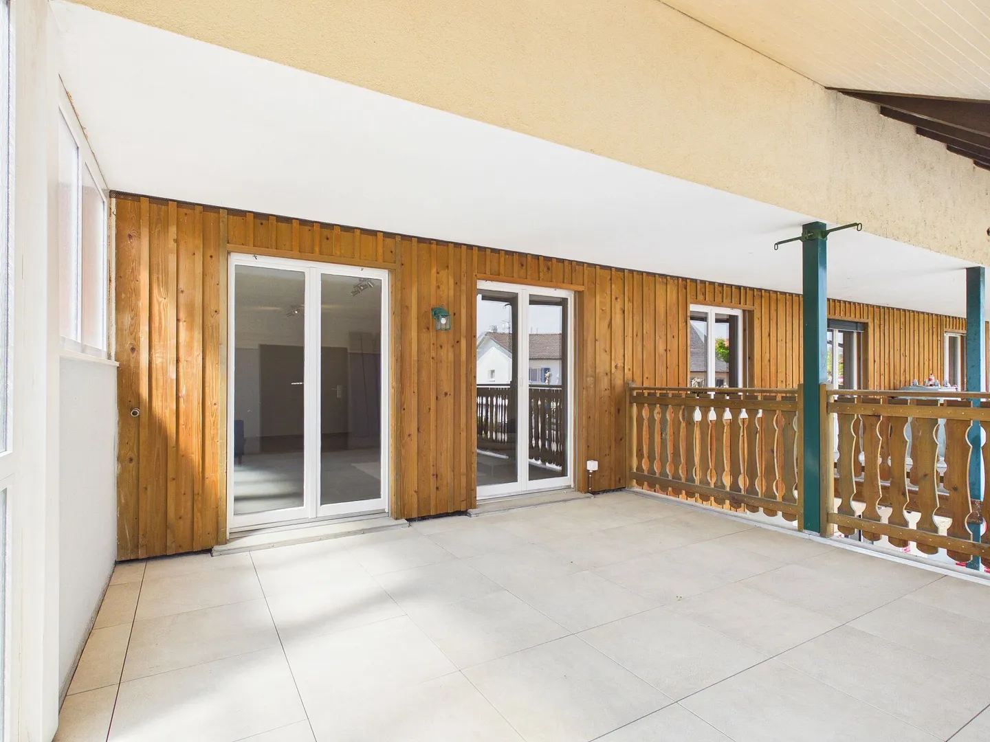 Spacious and Quiet Apartment with Balcony in Alle - Photo 12 of 19