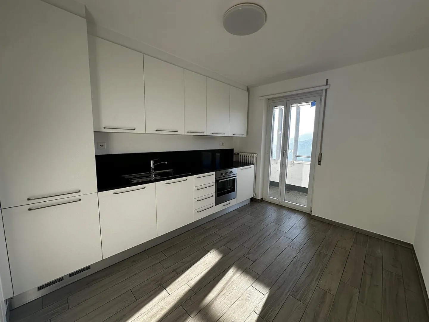 Appartamento luminoso 4.5 locali - Foto 6 di 9