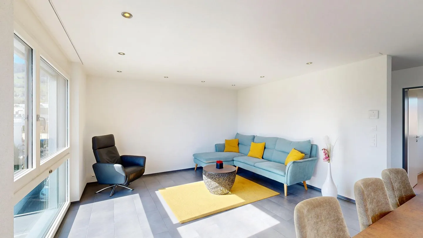 Spacious 4.5-room apartment with balcony in a quiet location - Photo 7 of 24