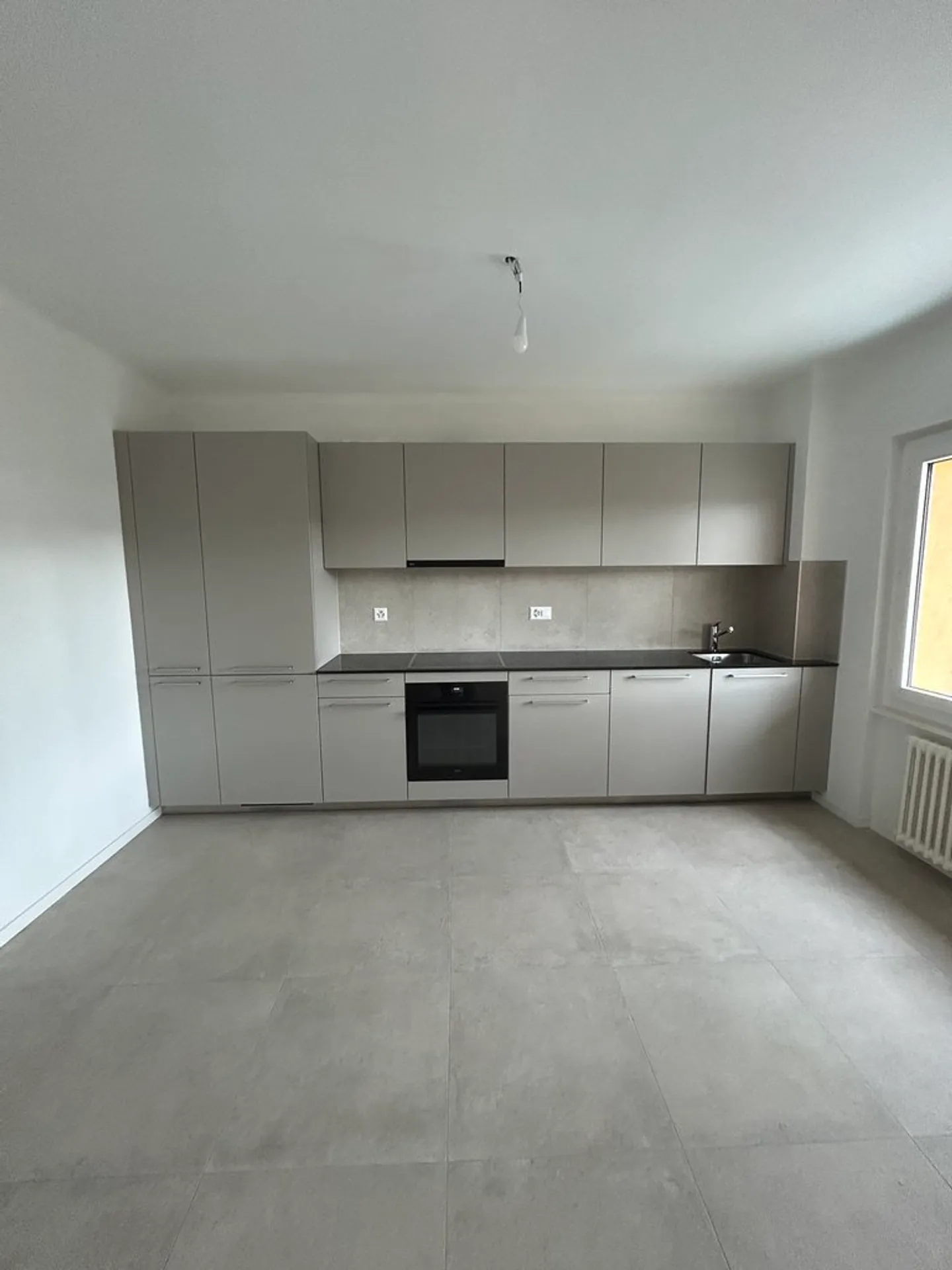 Appartamento Ristrutturato Vicino alla Stazione - Foto 2 di 11