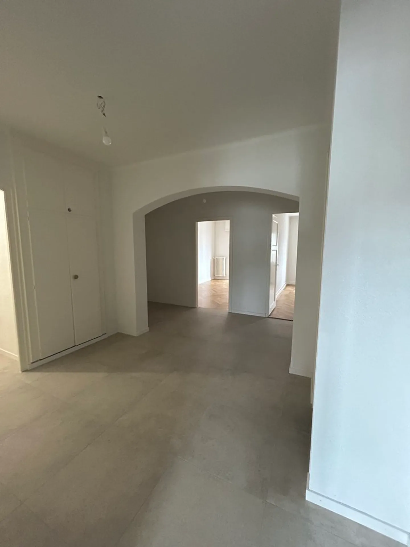 Appartamento Ristrutturato Vicino alla Stazione - Foto 4 di 11