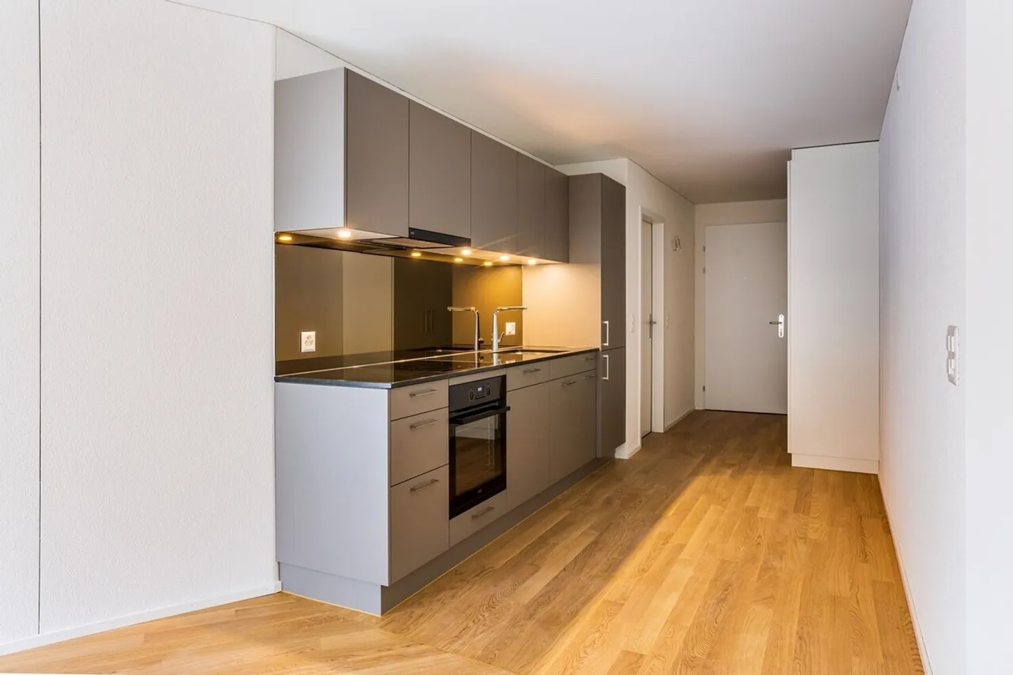 Appartement central de 3.5 pièces City-Life avec confort - Photo 2 sur 10