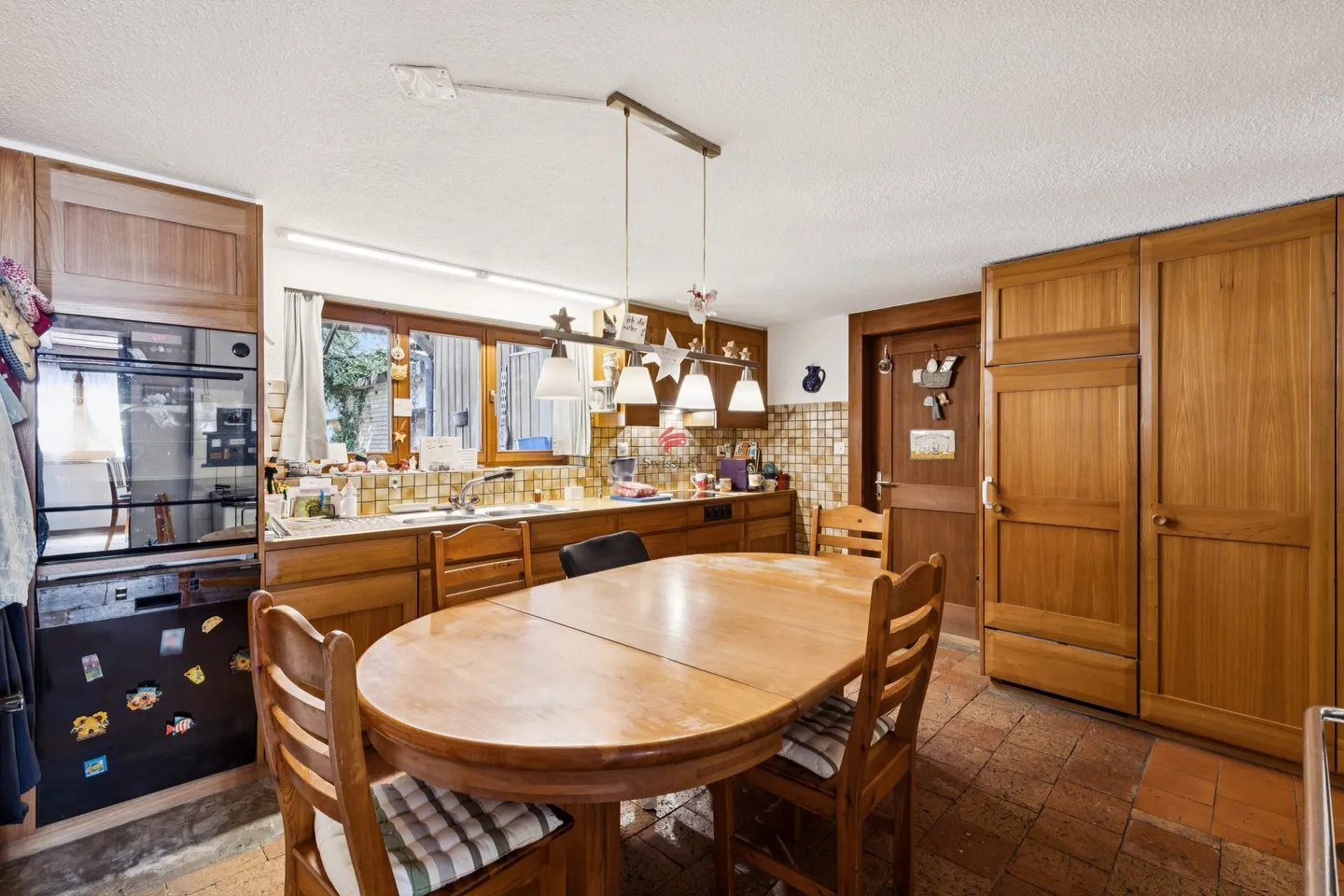 Charming Farmhouse with Land - Photo 4 of 10