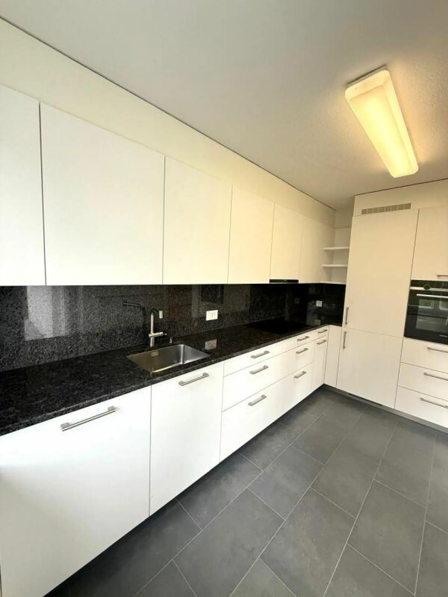 Stylische Attika-Wohnung in Urdorf - Foto 1 von 14