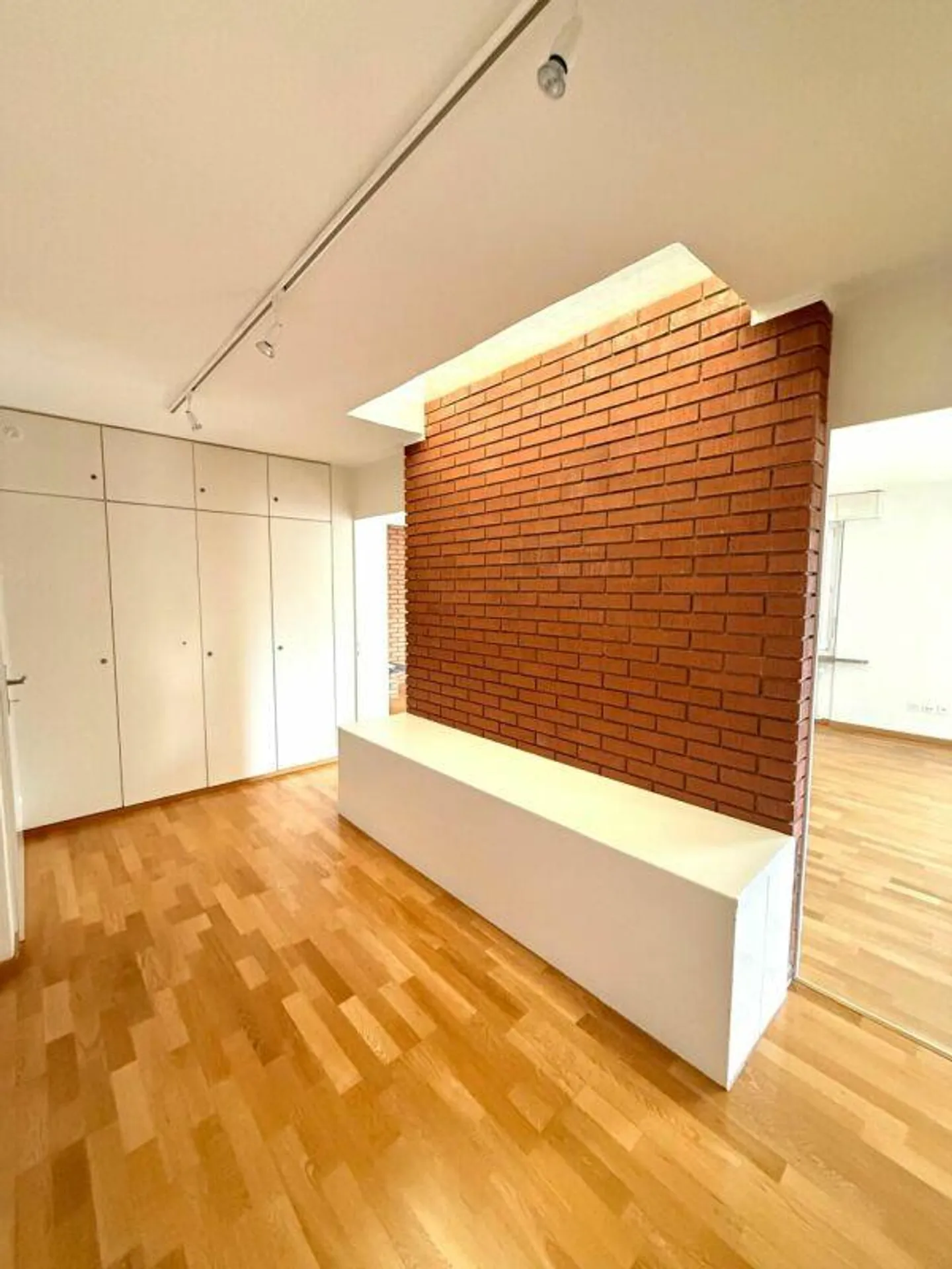 Stylische Attika-Wohnung in Urdorf - Foto 4 von 14
