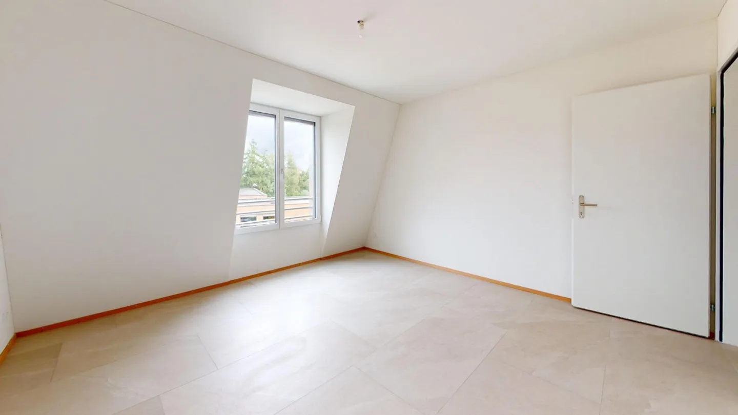 Above the rooftops of St. Gallen - Photo 8 of 10