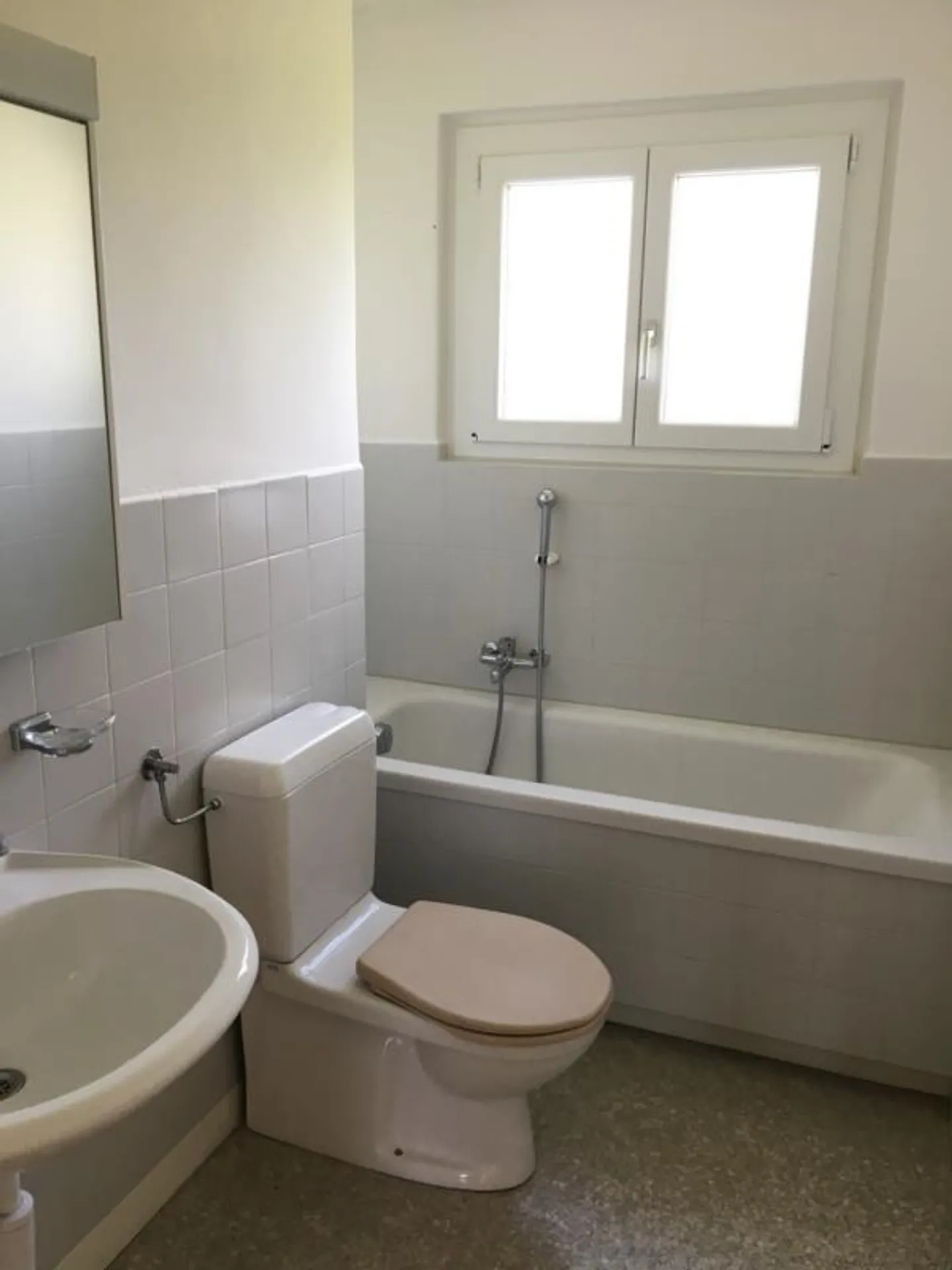 Appartement confortable dans un emplacement idéal ! - Photo 6 sur 7