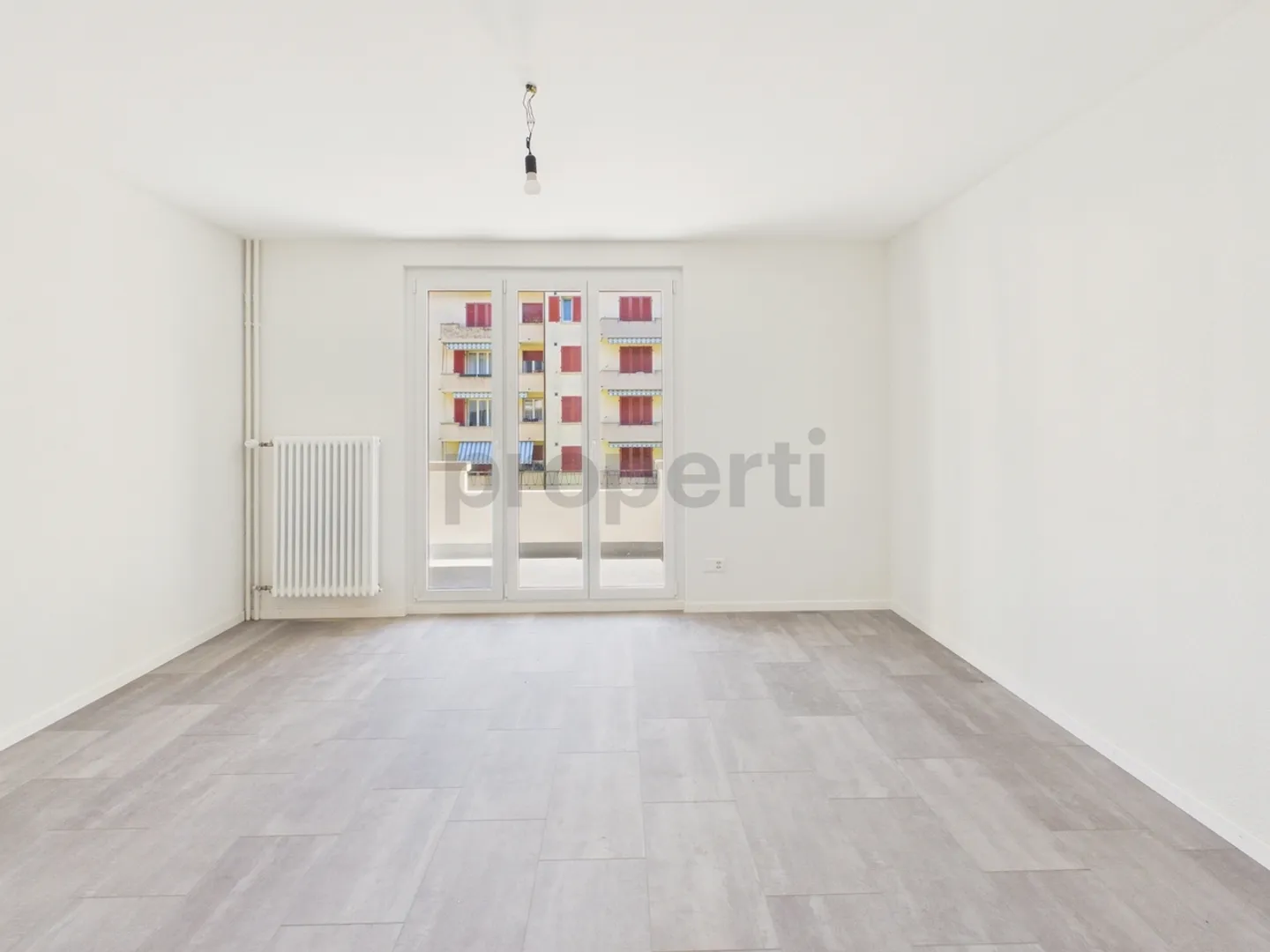 Appartement 2 pièces avec balcon - Photo 2 sur 10