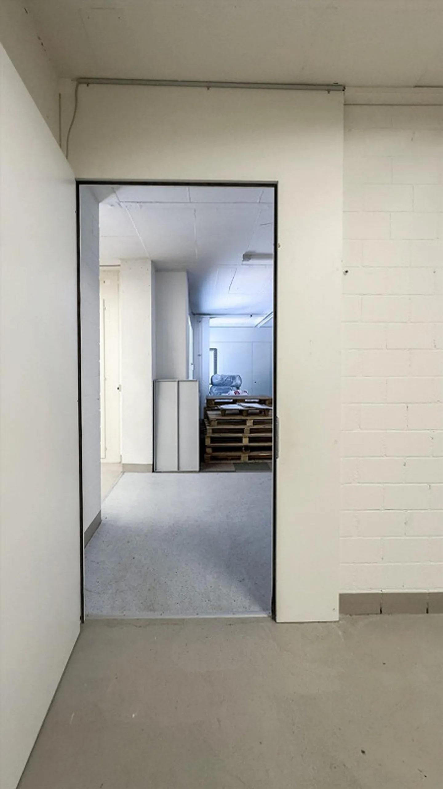 Bureau pour une utilisation polyvalente ! - Photo 7 sur 7