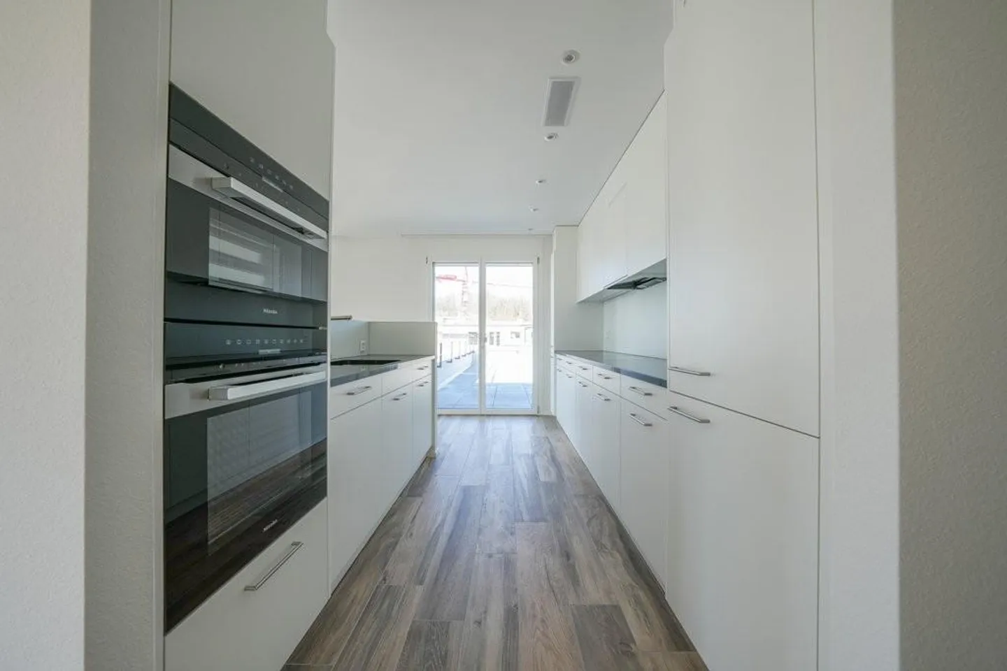Stunning Penthouse Apartment (Terrace 201 m2) - Photo 2 of 12