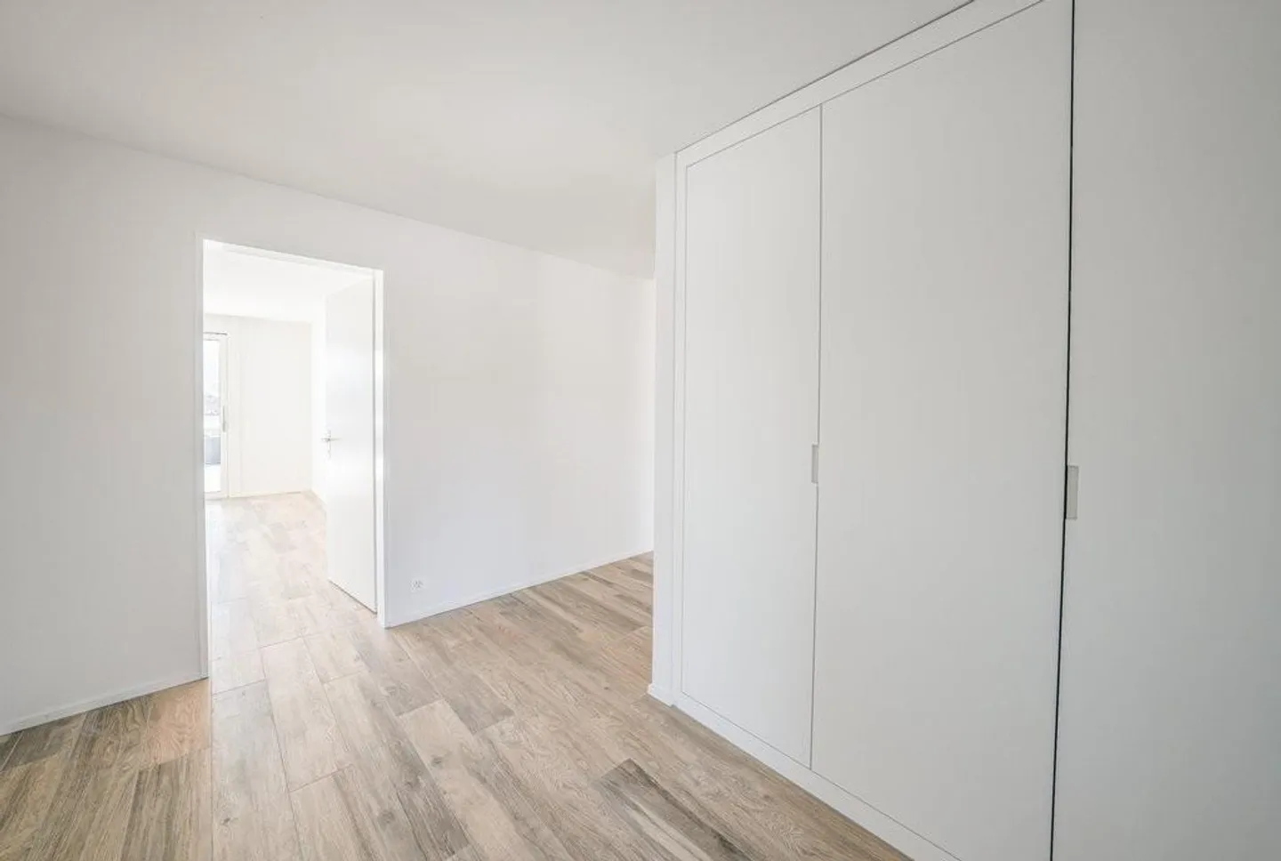 Stunning Penthouse Apartment (Terrace 201 m2) - Photo 10 of 12