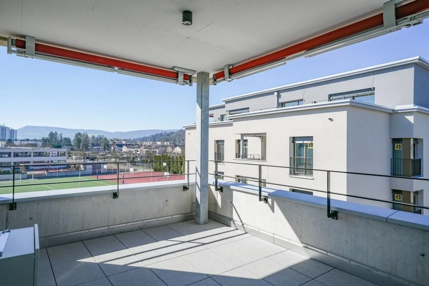 Stunning Penthouse Apartment (Terrace 201 m2) - Photo 11 of 12