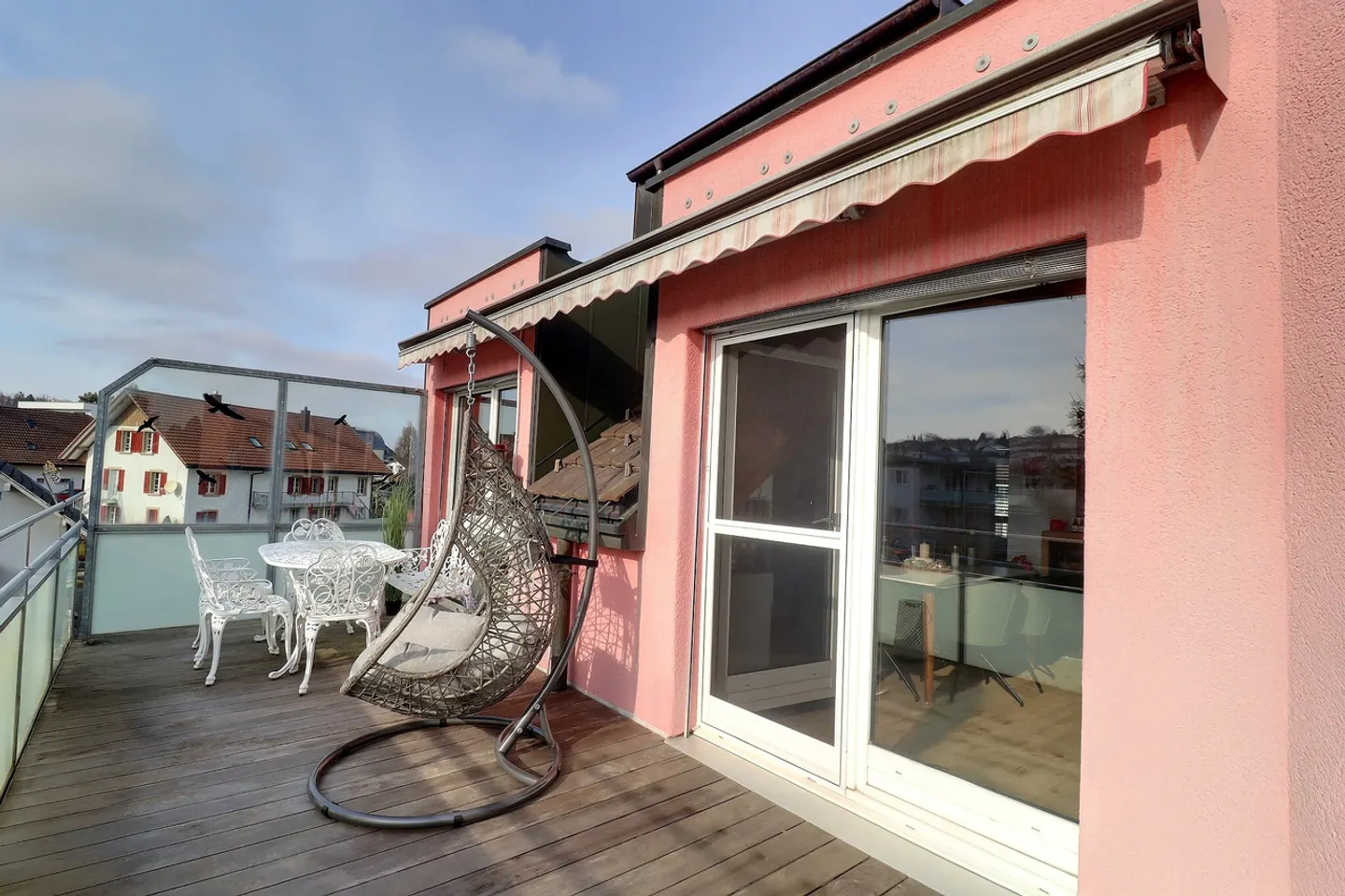 Exclusive 5.5-room duplex penthouse with beautiful terrace - Photo 3 of 17