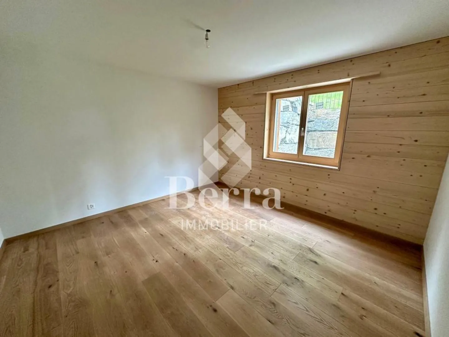 Garden-level, unobstructed view - Photo 4 of 13