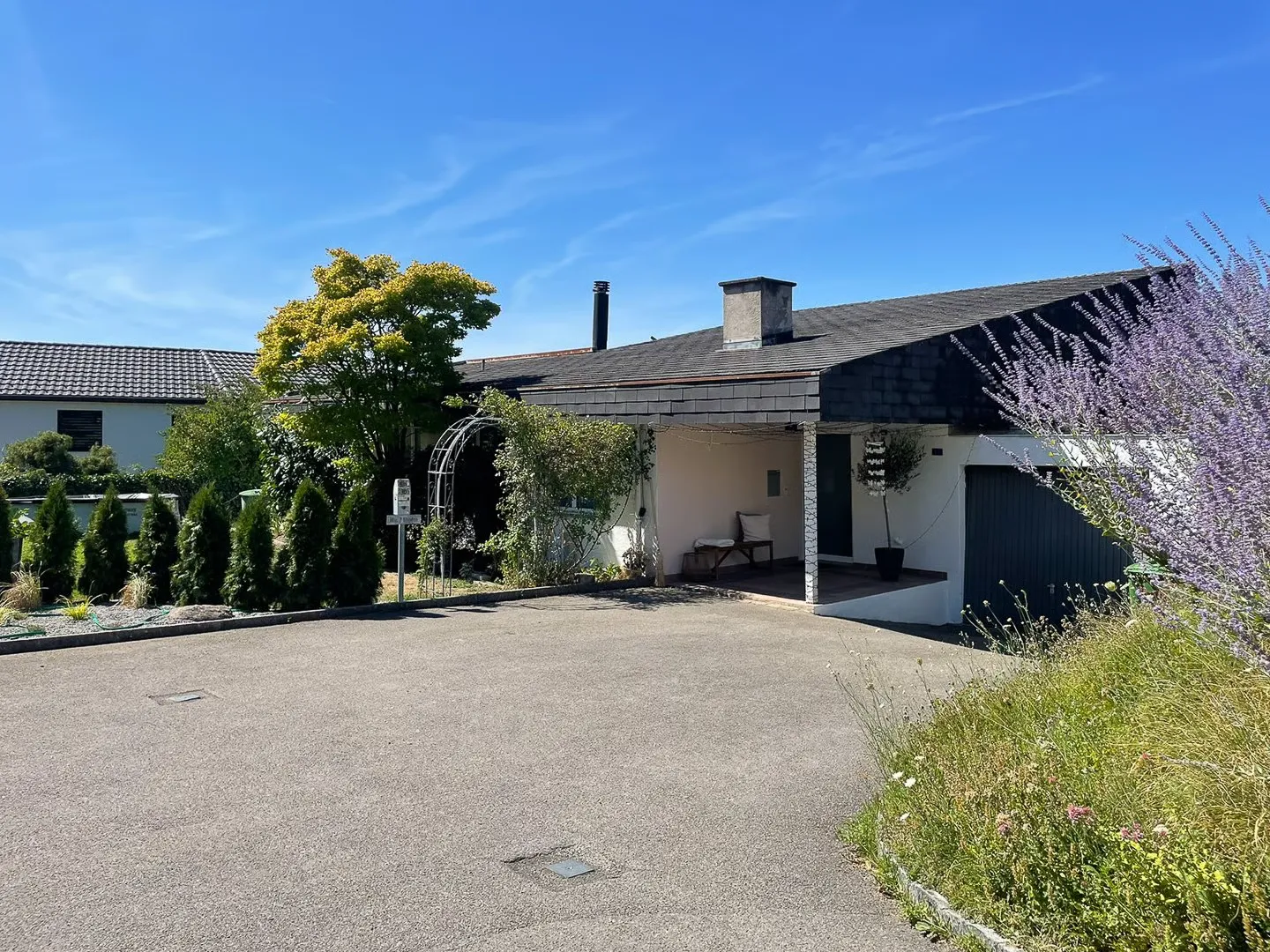 Charmantes Einfamilienhaus mit Büro - Foto 1 von 14
