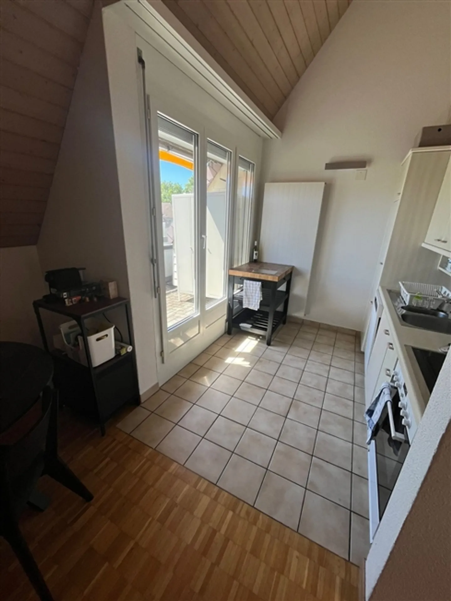 1½ ROOM APARTMENT IN ZURICH - DISTRICT 8, FURNISHED, TEMPORARY - Photo 7 of 10