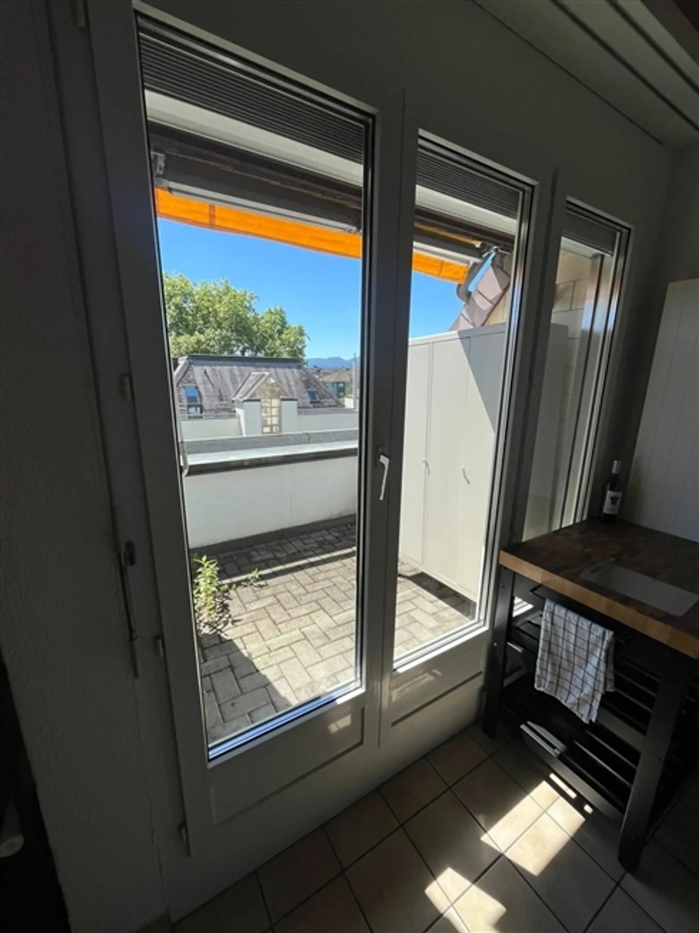 1½ ROOM APARTMENT IN ZURICH - DISTRICT 8, FURNISHED, TEMPORARY - Photo 9 of 10