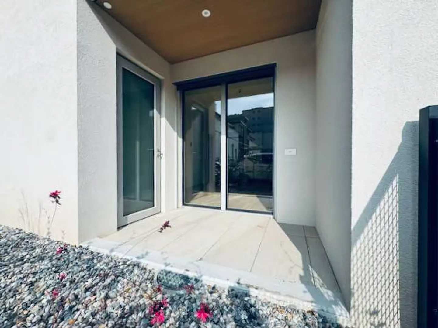 Nouvel appartement moderne de 2,5 pièces avec jardin - Photo 8 sur 10