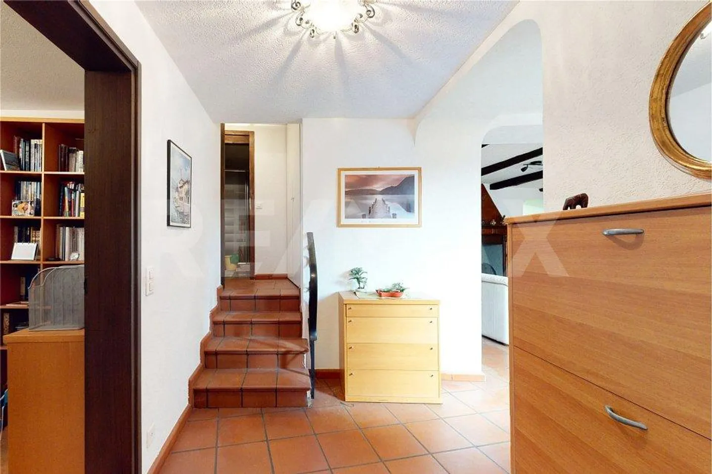 Spacious 4.5-room apartment with terrace in the village - Photo 10 of 13