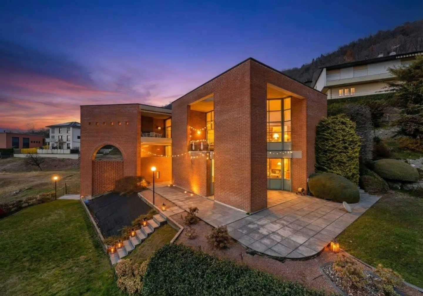 Villa moderna con vista - Foto 4 di 30