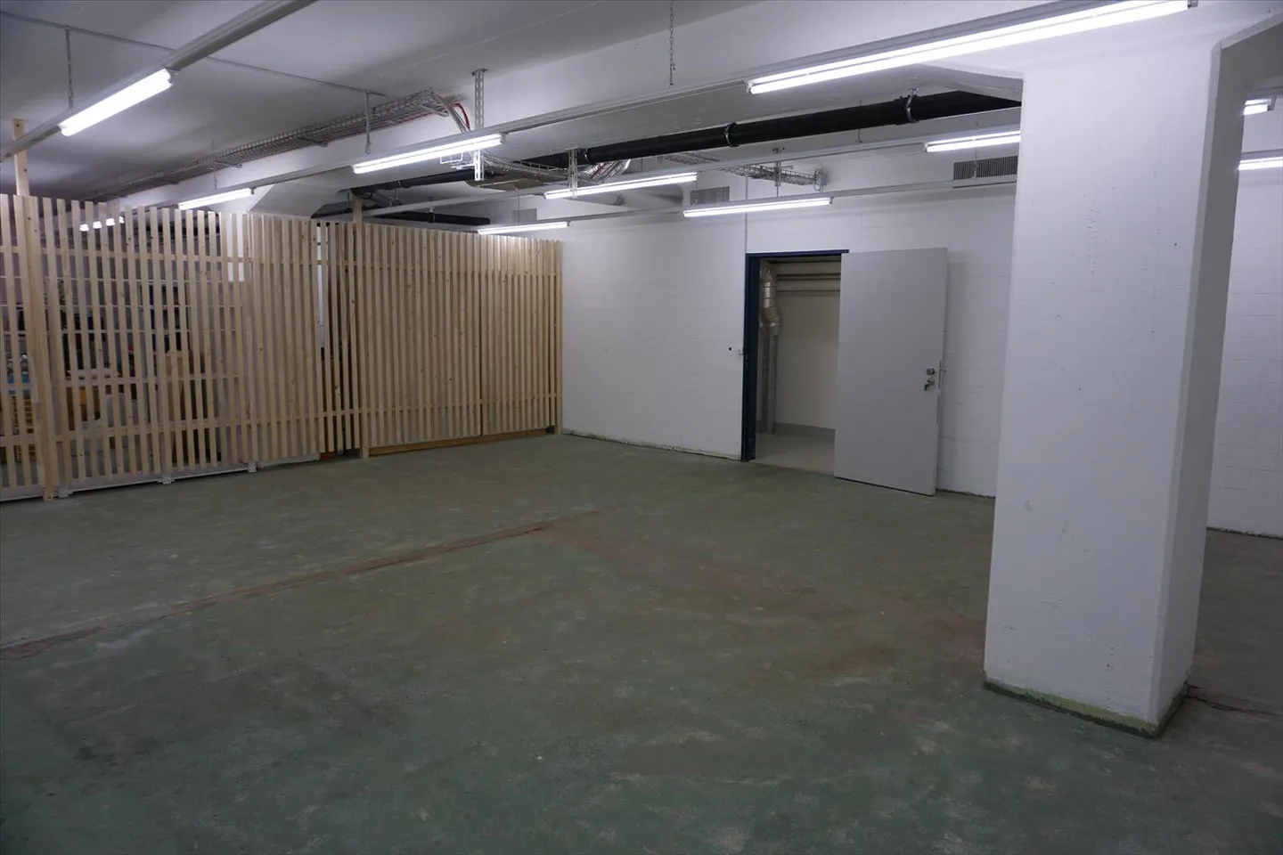 Salle d'archives dans un emplacement central - Photo 4 sur 6