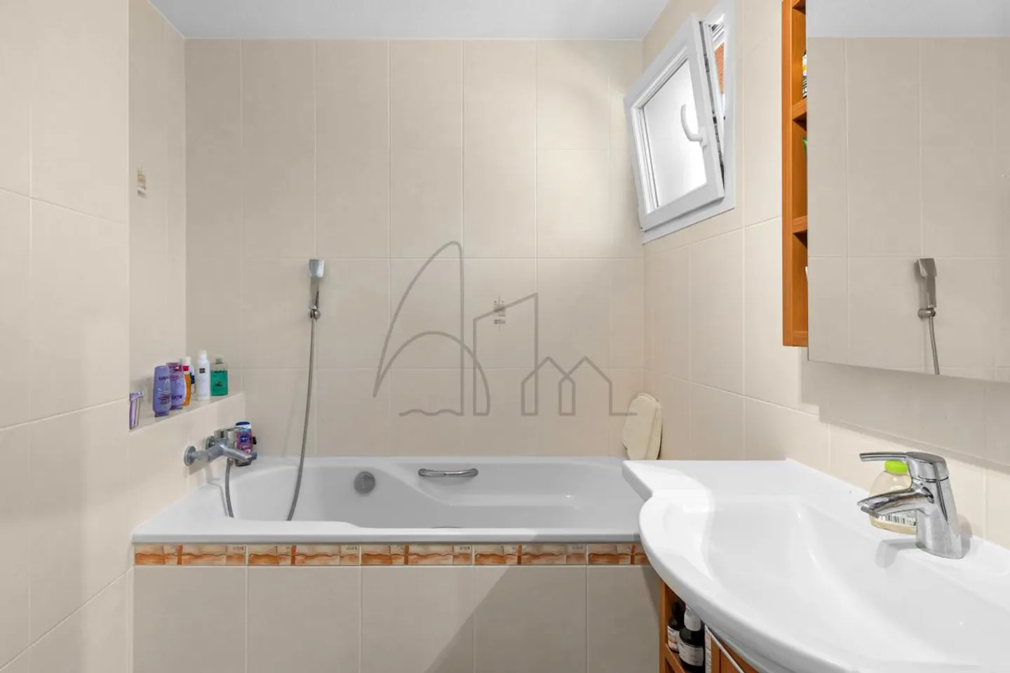 Appartamento 4.5 stanze - Foto 7 di 9