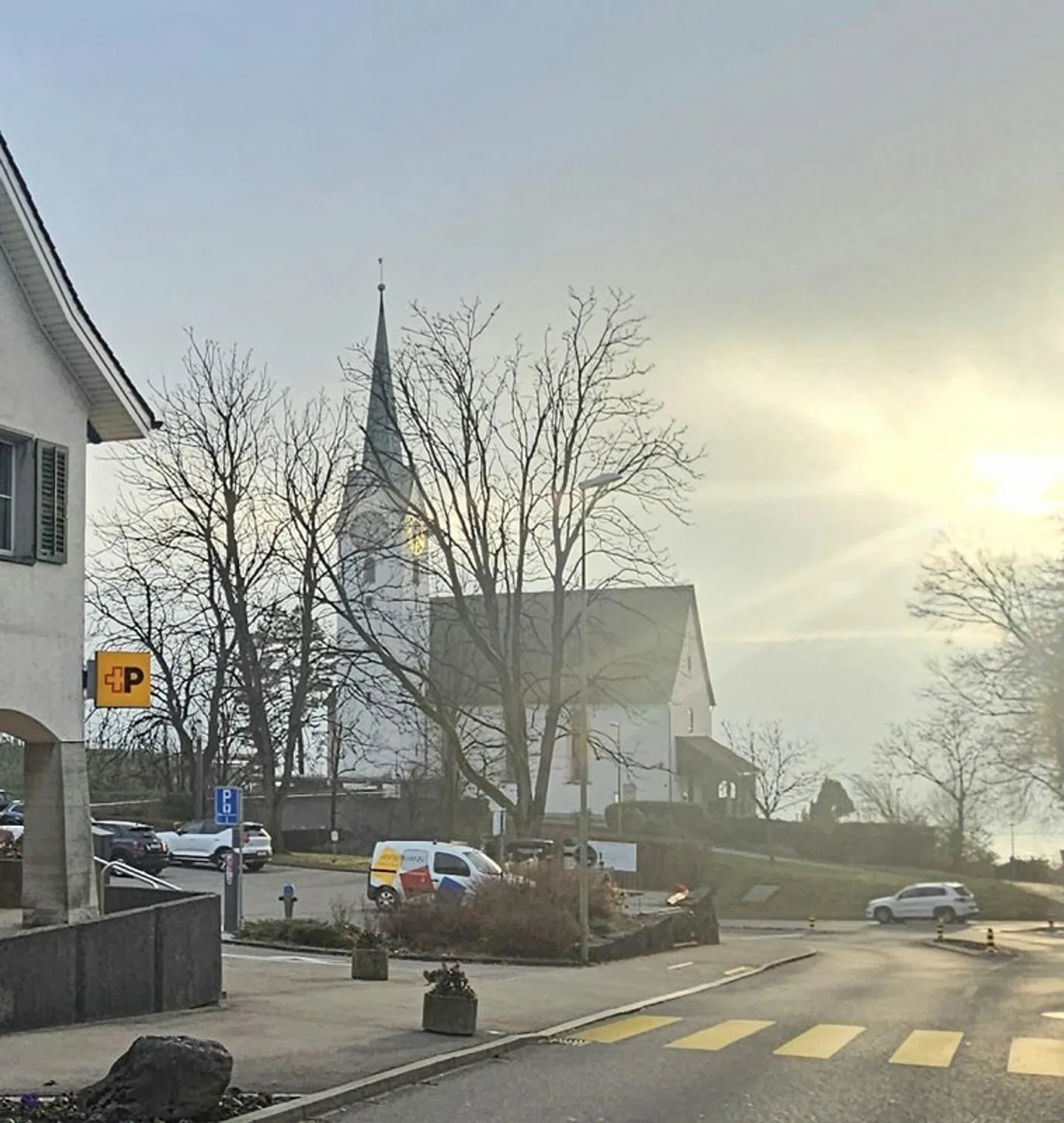 Gemütliche Wohnung mit sonnigem Balkon - Foto 2 von 13