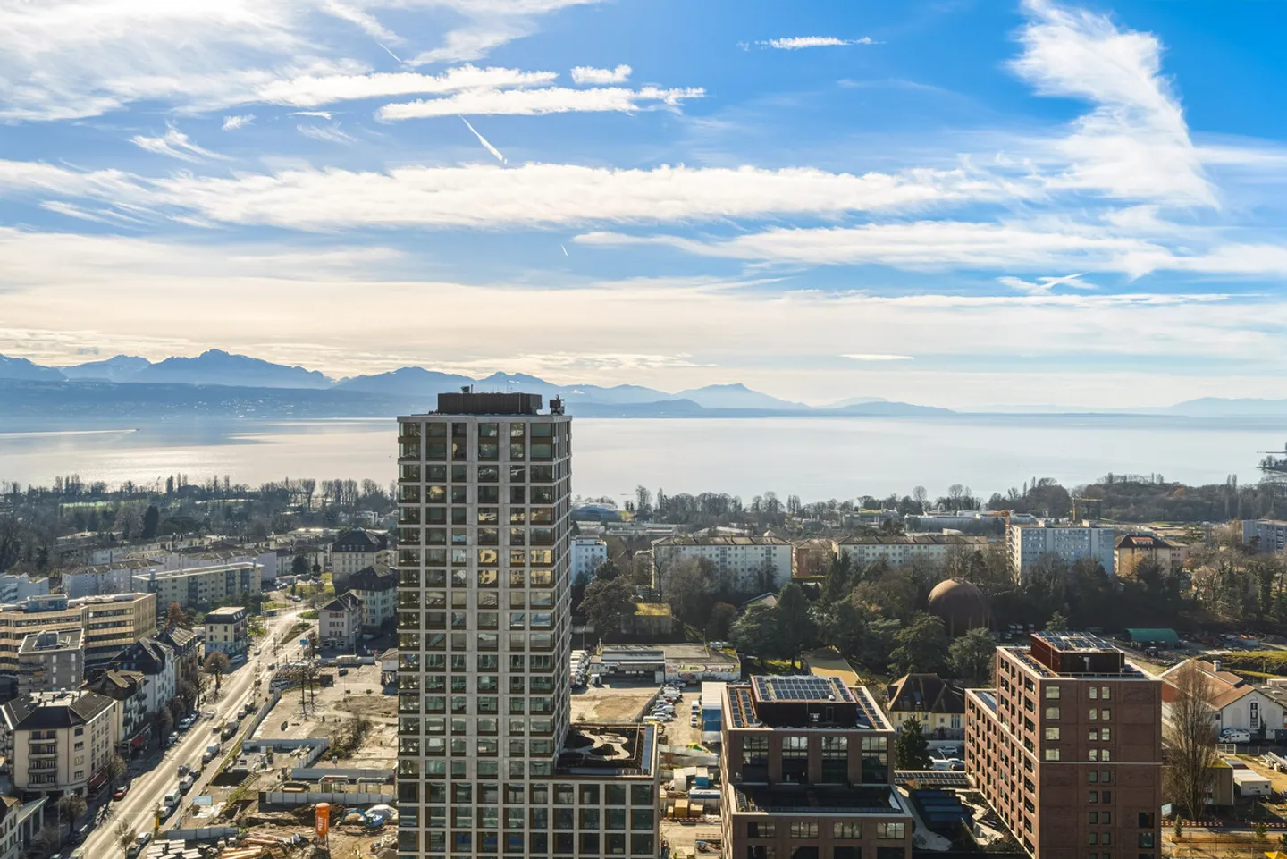 Luxury Apartments with Stunning Views - Photo 7 of 11