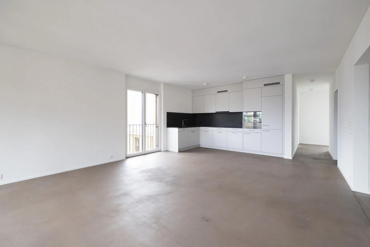 Modern 3.5-room apartment in Gerbi Zizers - Photo 3 of 8