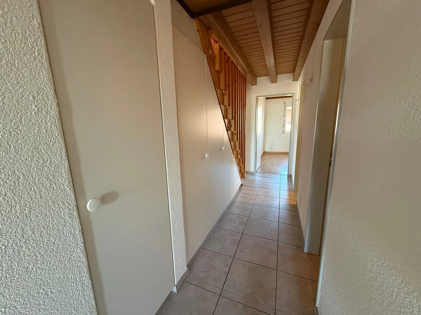 Appartement galerie lumineux et spacieux de 4,5 pièces avec balcon et jardin d'hiver - Photo 9 sur 17