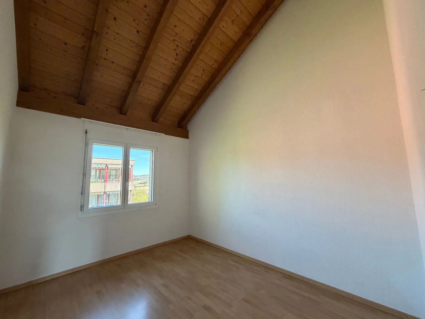 Appartement galerie lumineux et spacieux de 4,5 pièces avec balcon et jardin d'hiver - Photo 10 sur 17