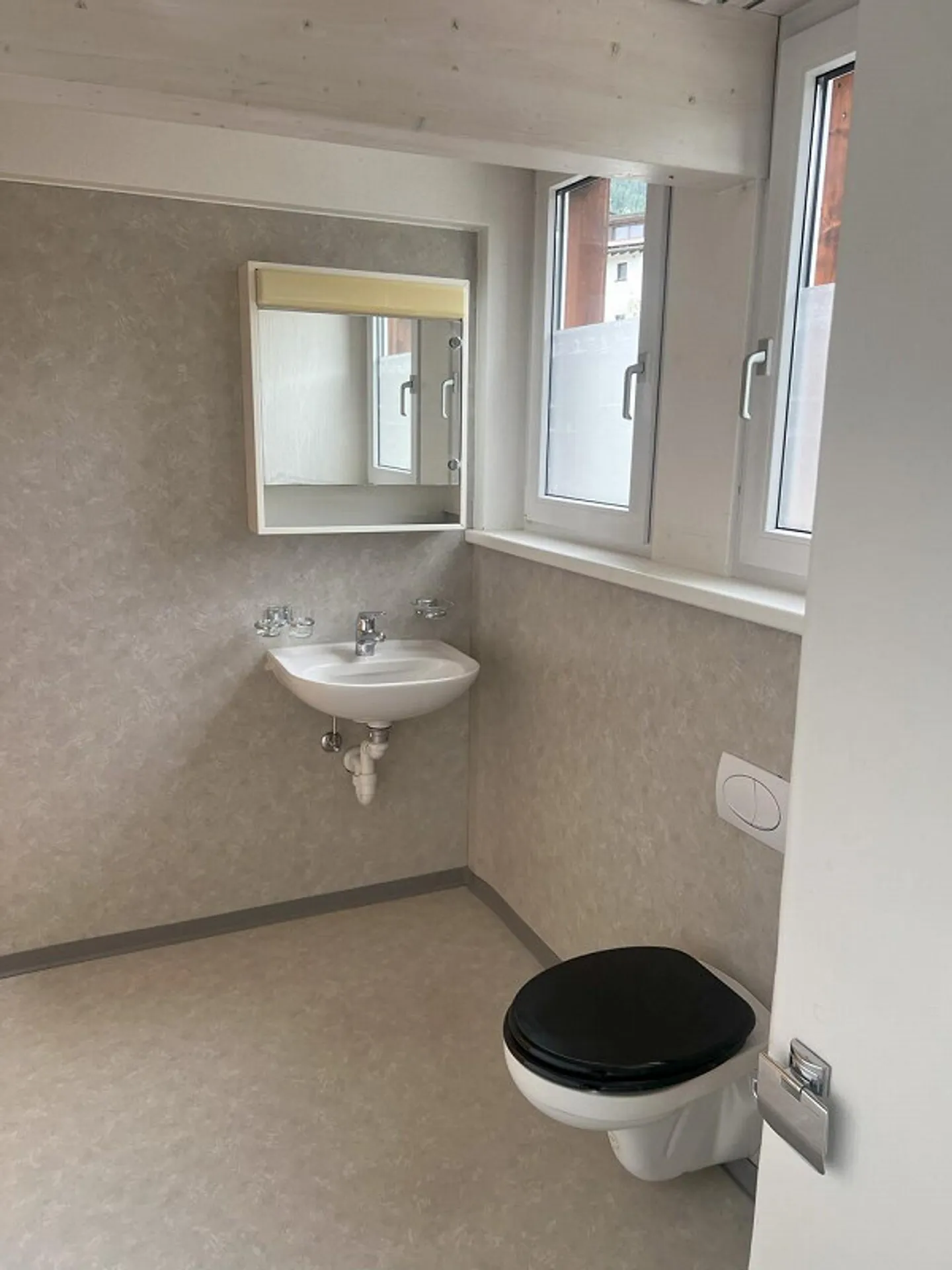 3-room apartment - Photo 3 of 5