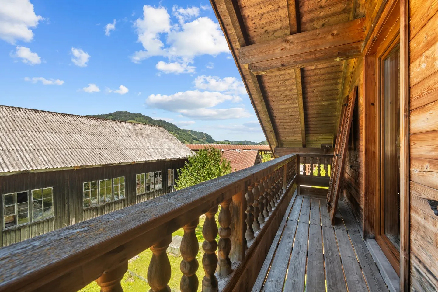 Multigenerational House - Perfect for a Large Family - Photo 8 of 16