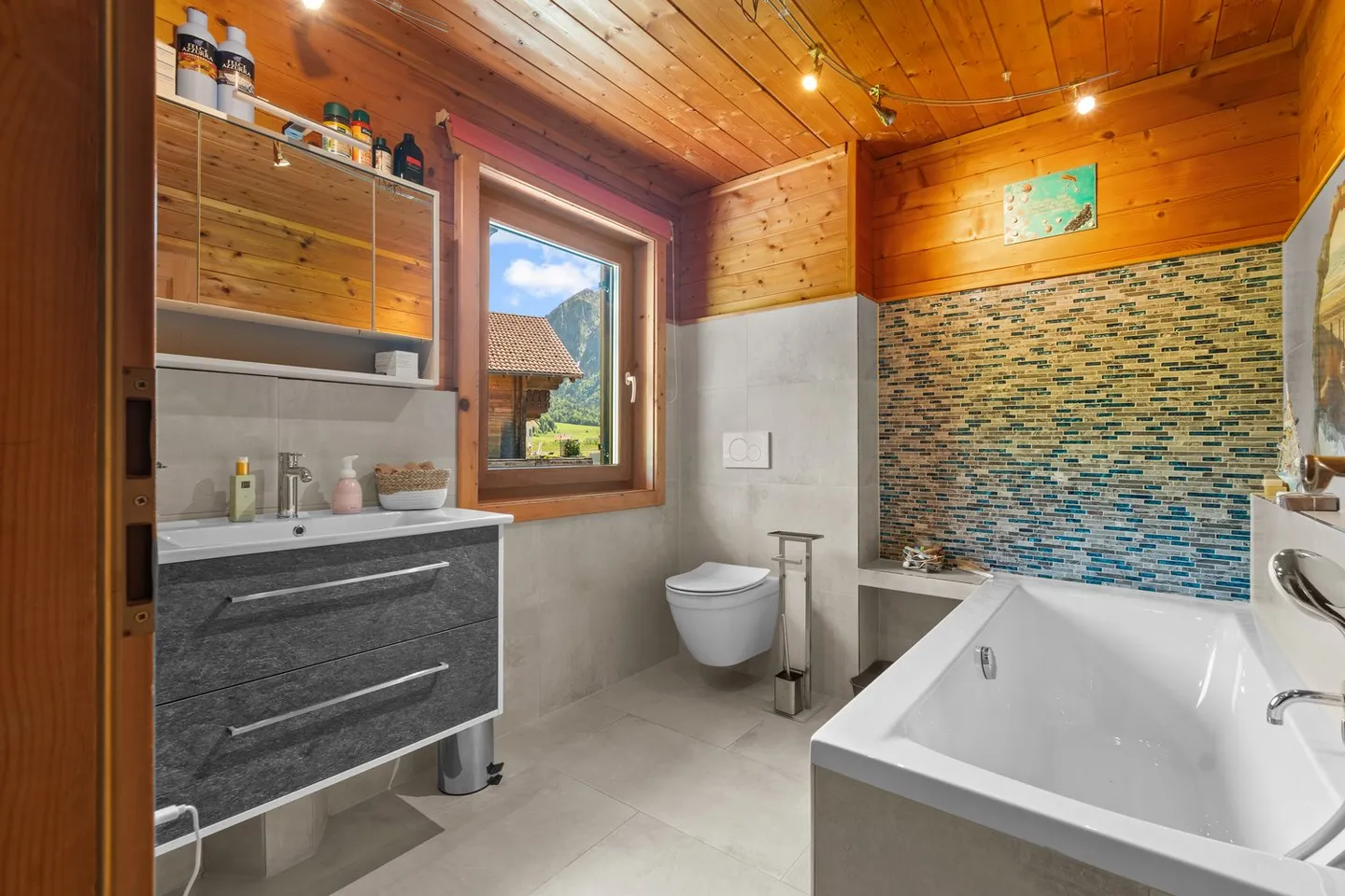 Multigenerational House - Perfect for a Large Family - Photo 9 of 16