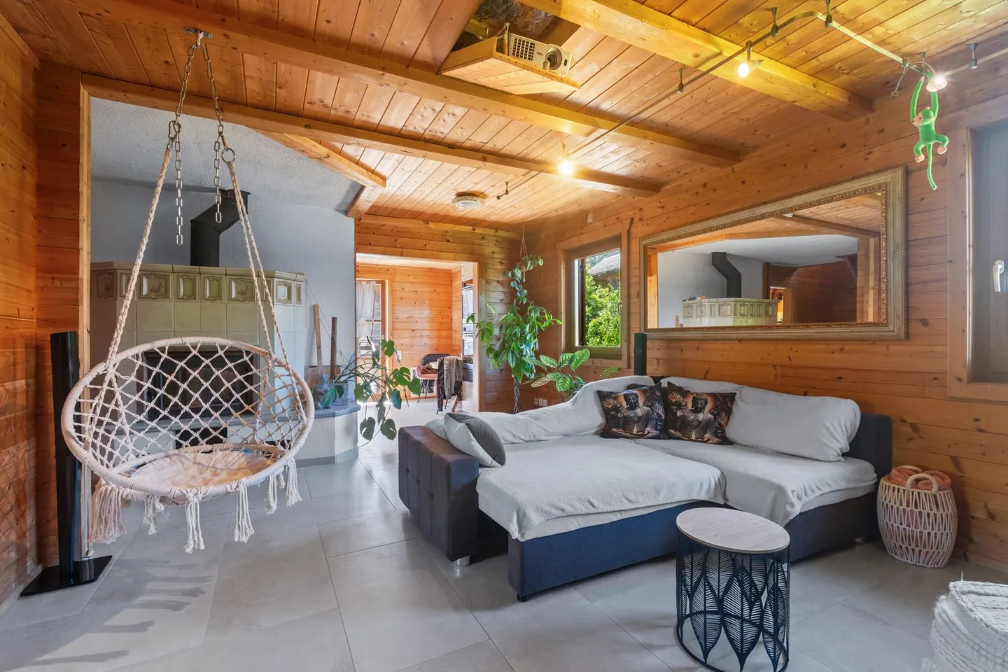 Multigenerational House - Perfect for a Large Family - Photo 4 of 16