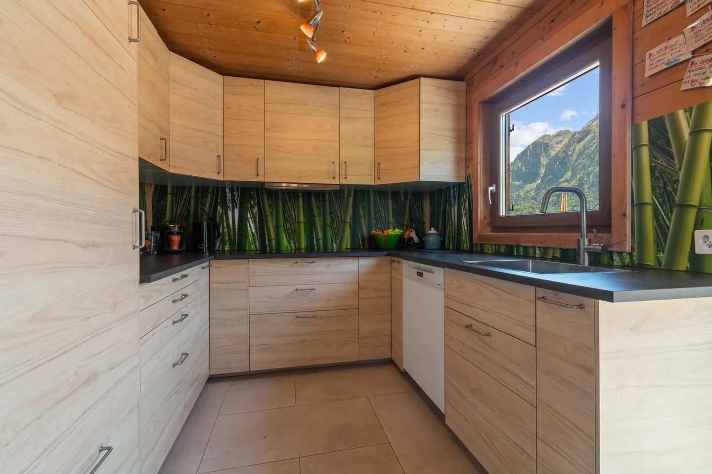 Multigenerational House - Perfect for a Large Family - Photo 6 of 16