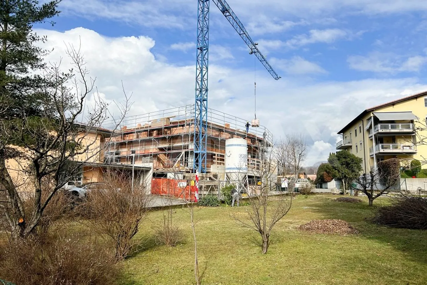New construction of three single-family houses near Lugano - Photo 6 of 7