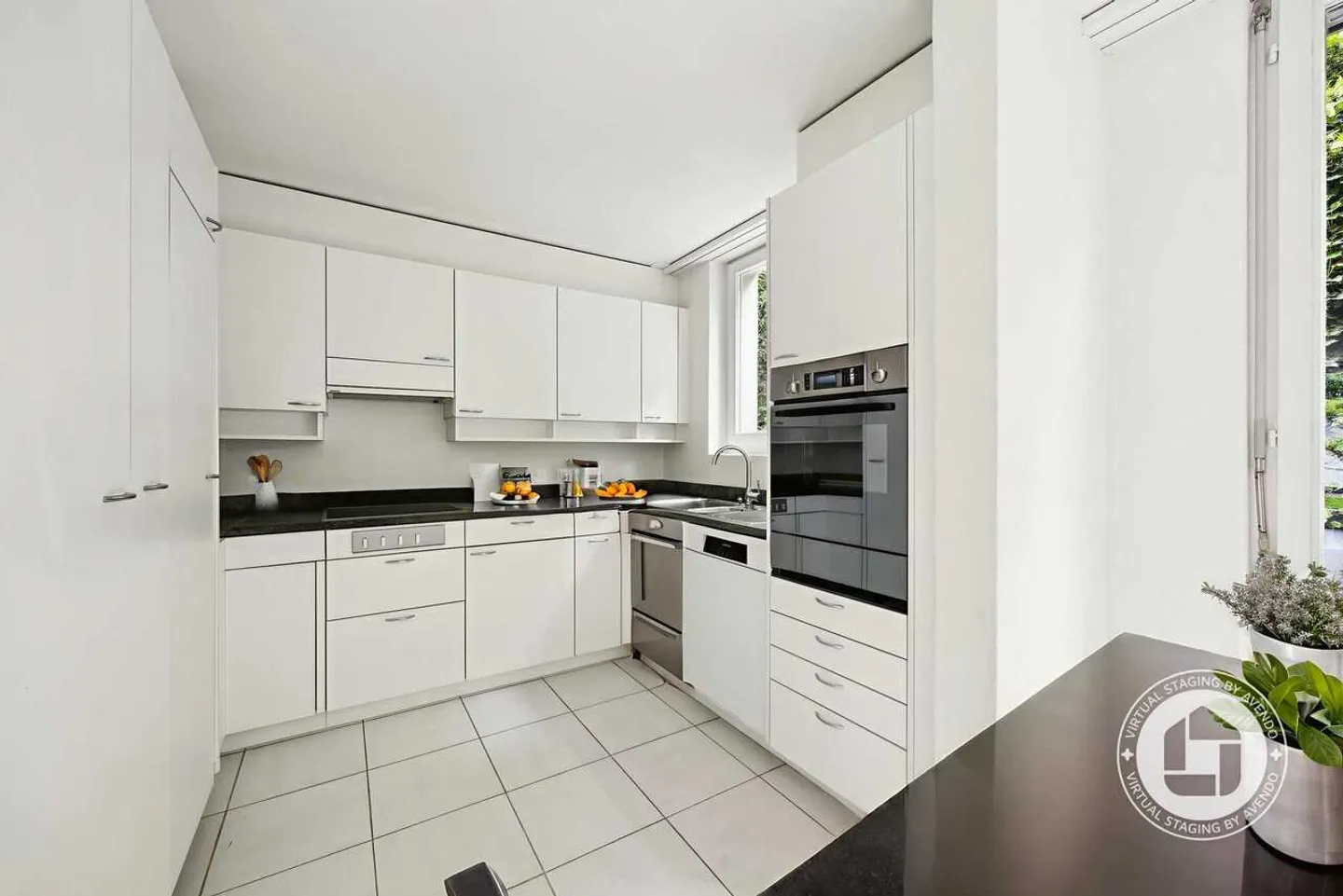 Grosszügige Gartenwohnung mit viel Licht – Wohnen im Einklang mit der Natur - Foto 6 von 13