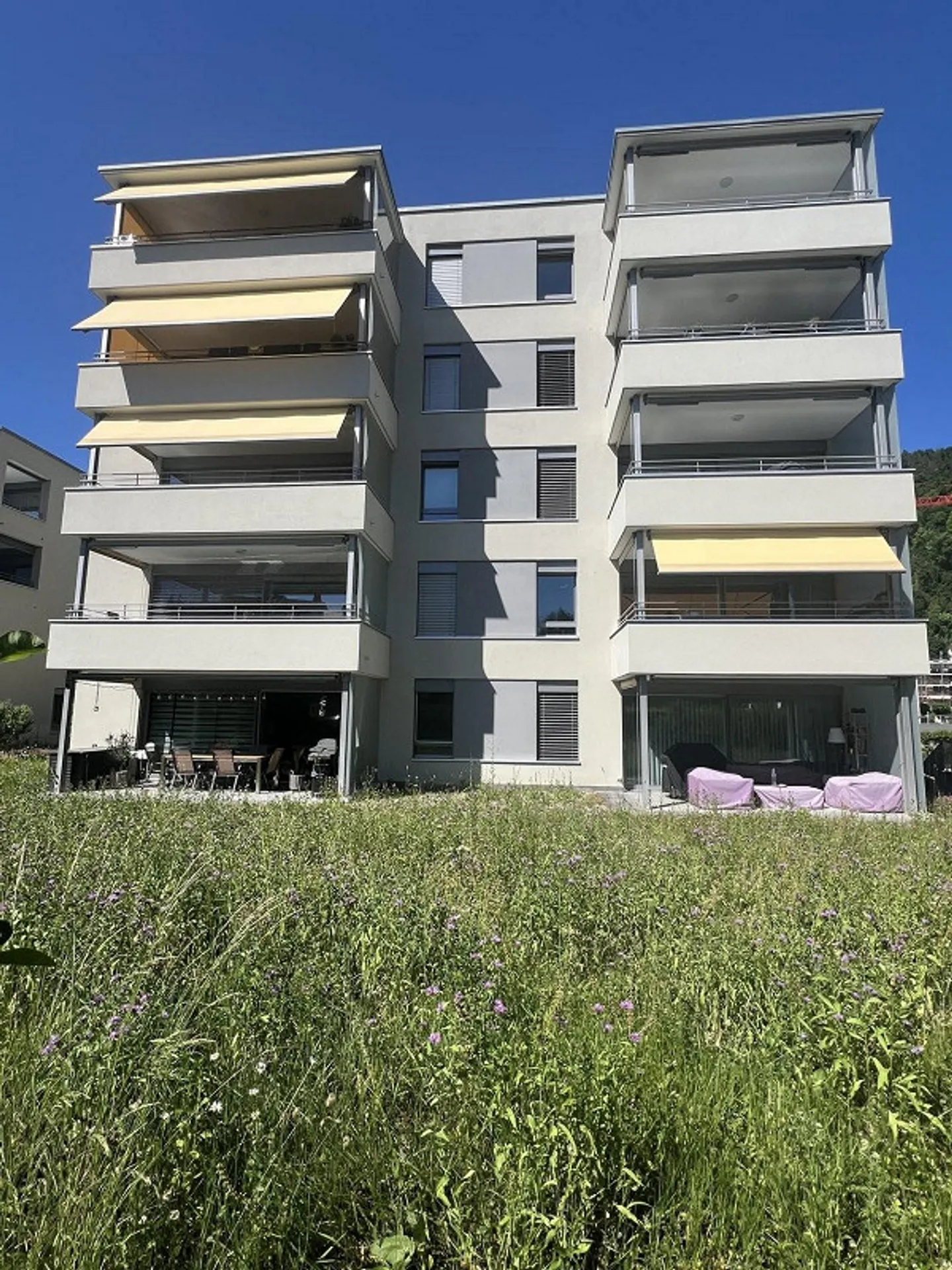 Appartement lumineux de 3,5 pièces au 3ème étage à louer - Photo 2 sur 9