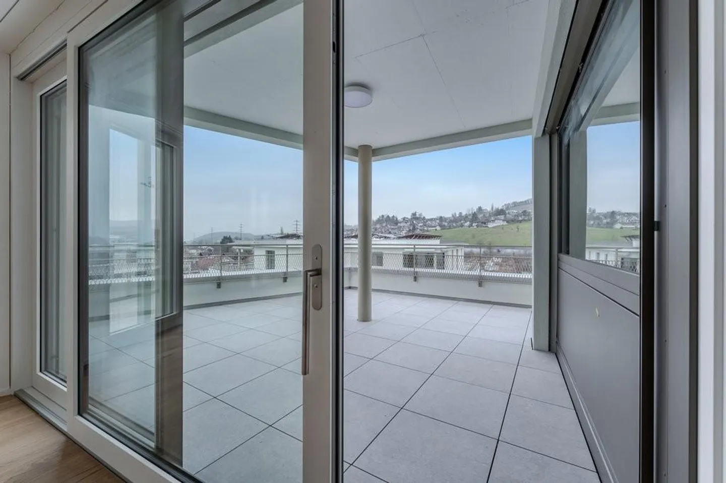 Penthouse apartment above the roofs of Frick sought? - Photo 7 of 8