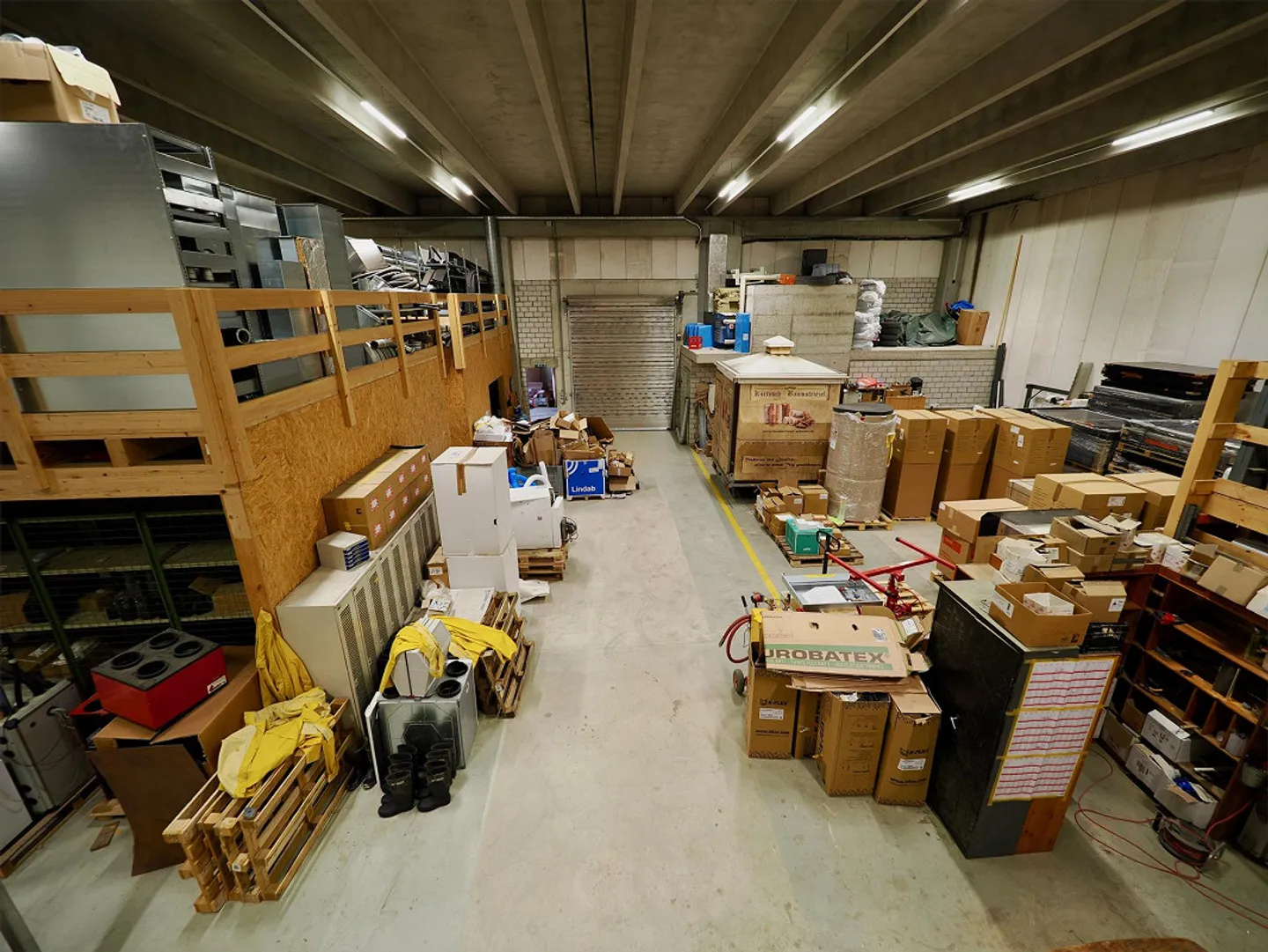Magazzino/Hall di produzione ad Amriswil - Foto 9 di 22
