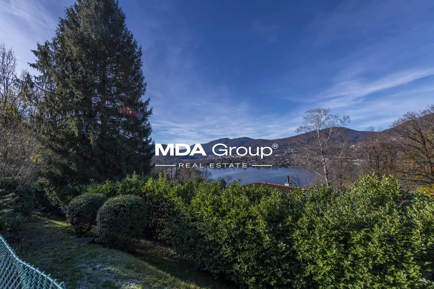 Einzigartige Villa mit Seeblick - Foto 4 von 13