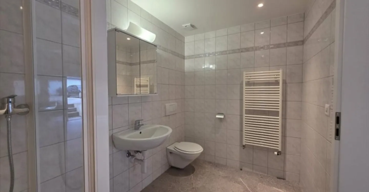 Immeuble mixte à louer - Photo 5 sur 6