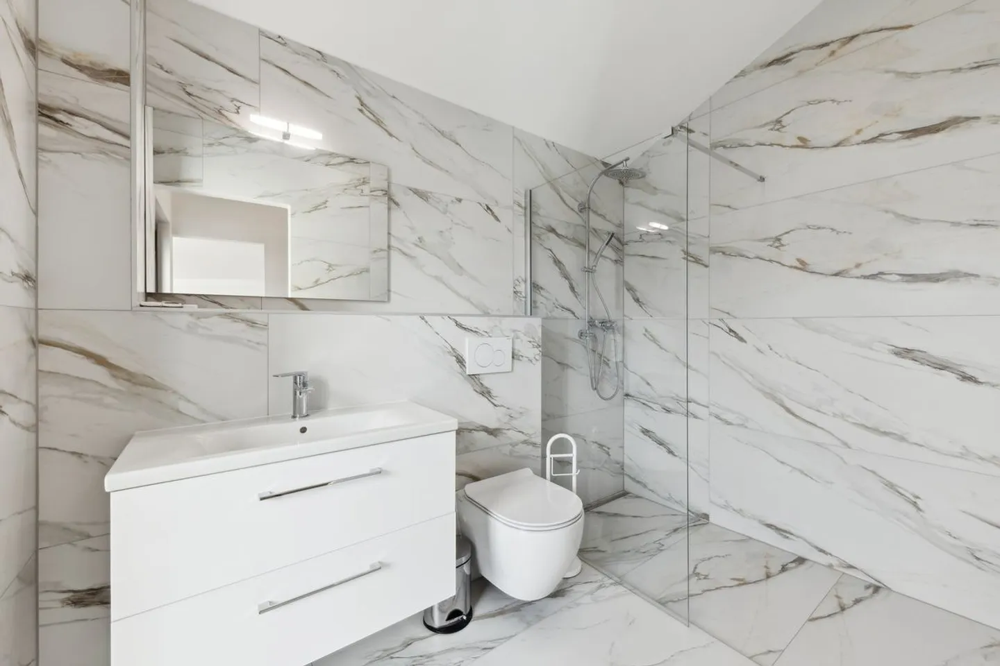 Casa Minergie moderna con giardino, vicino a tutti i servizi a Bossonnens - Foto 3 di 10