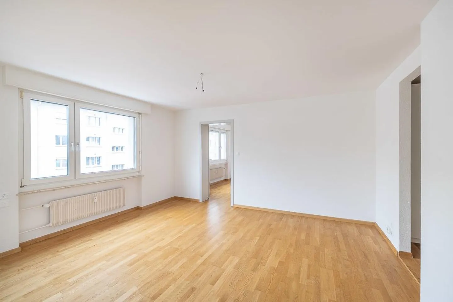 Centrally Located Single Apartment with Modern Standard - Photo 5 of 7