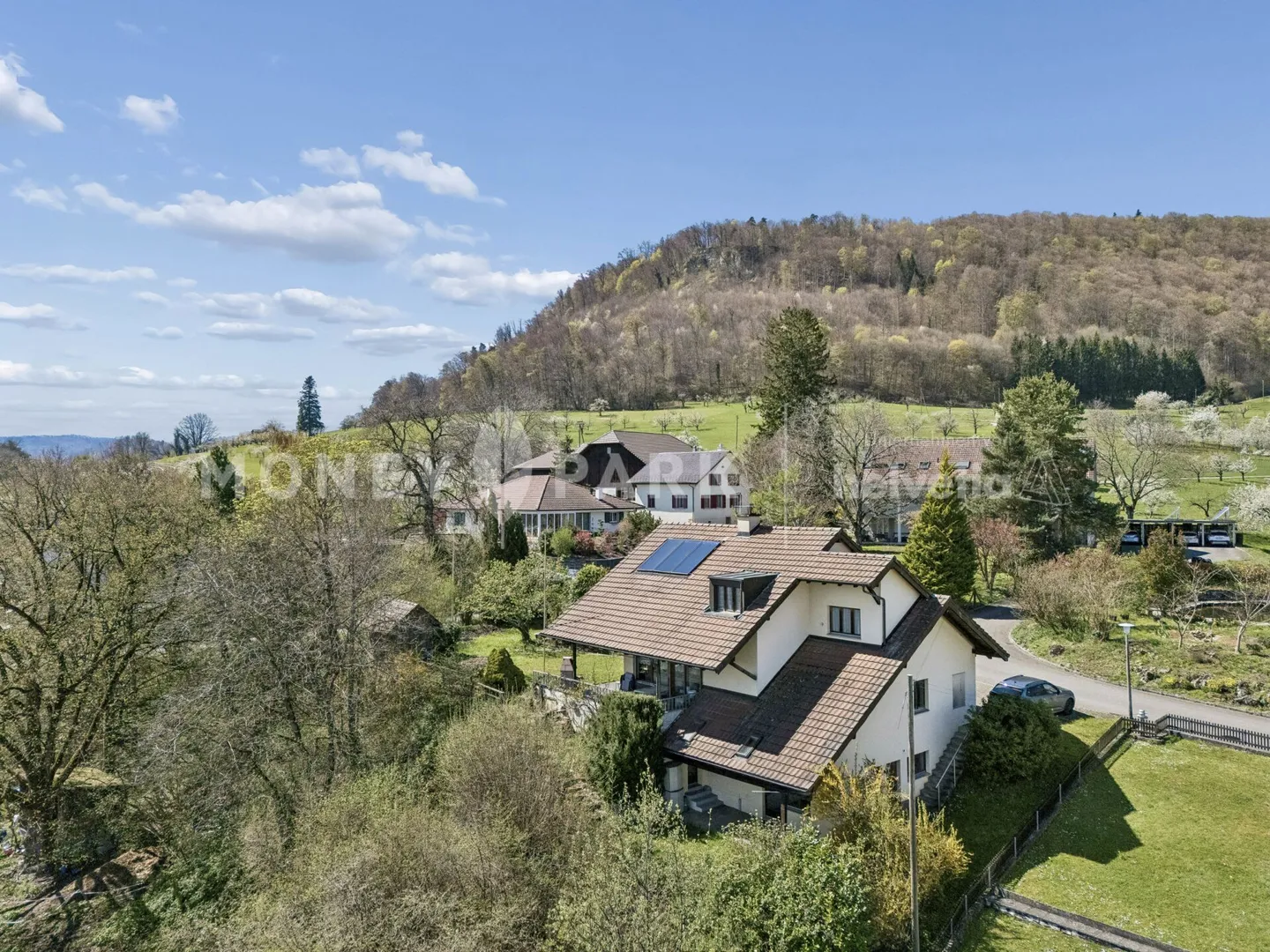 Attraente casa unifamiliare di 5,5 stanze con terrazza e balcone - Foto 9 di 9