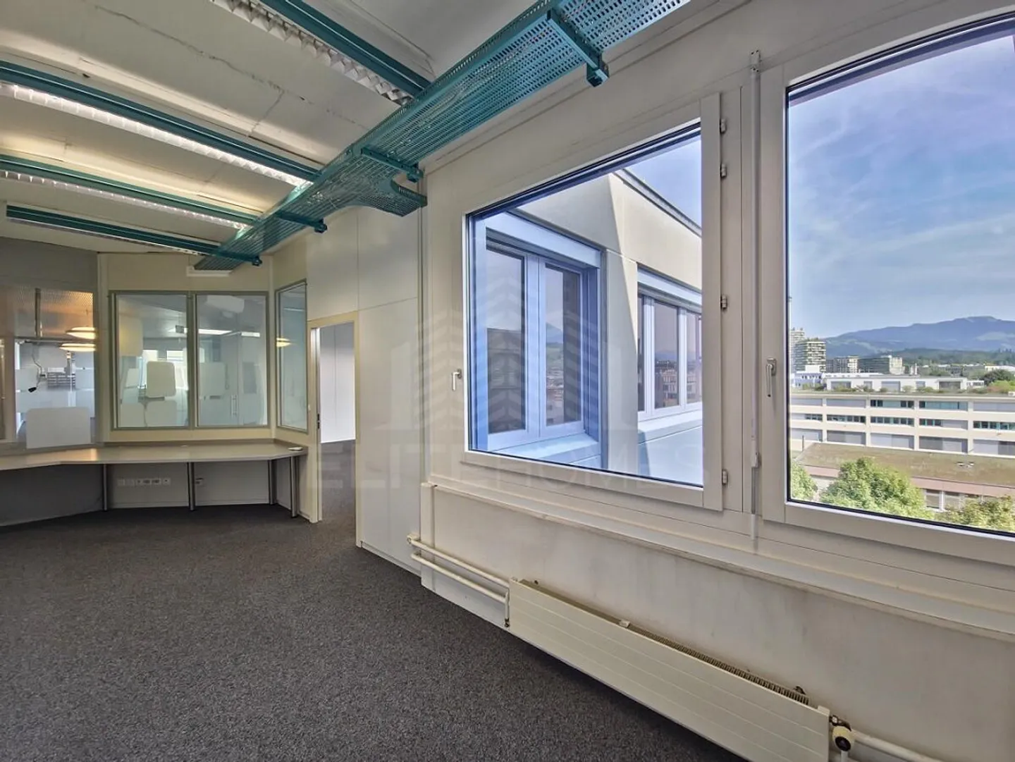 EXCLUSIVE OFFICE SPACE IN ROTKREUZ  YOUR KEY TO SUCCESS - Photo 4 of 7
