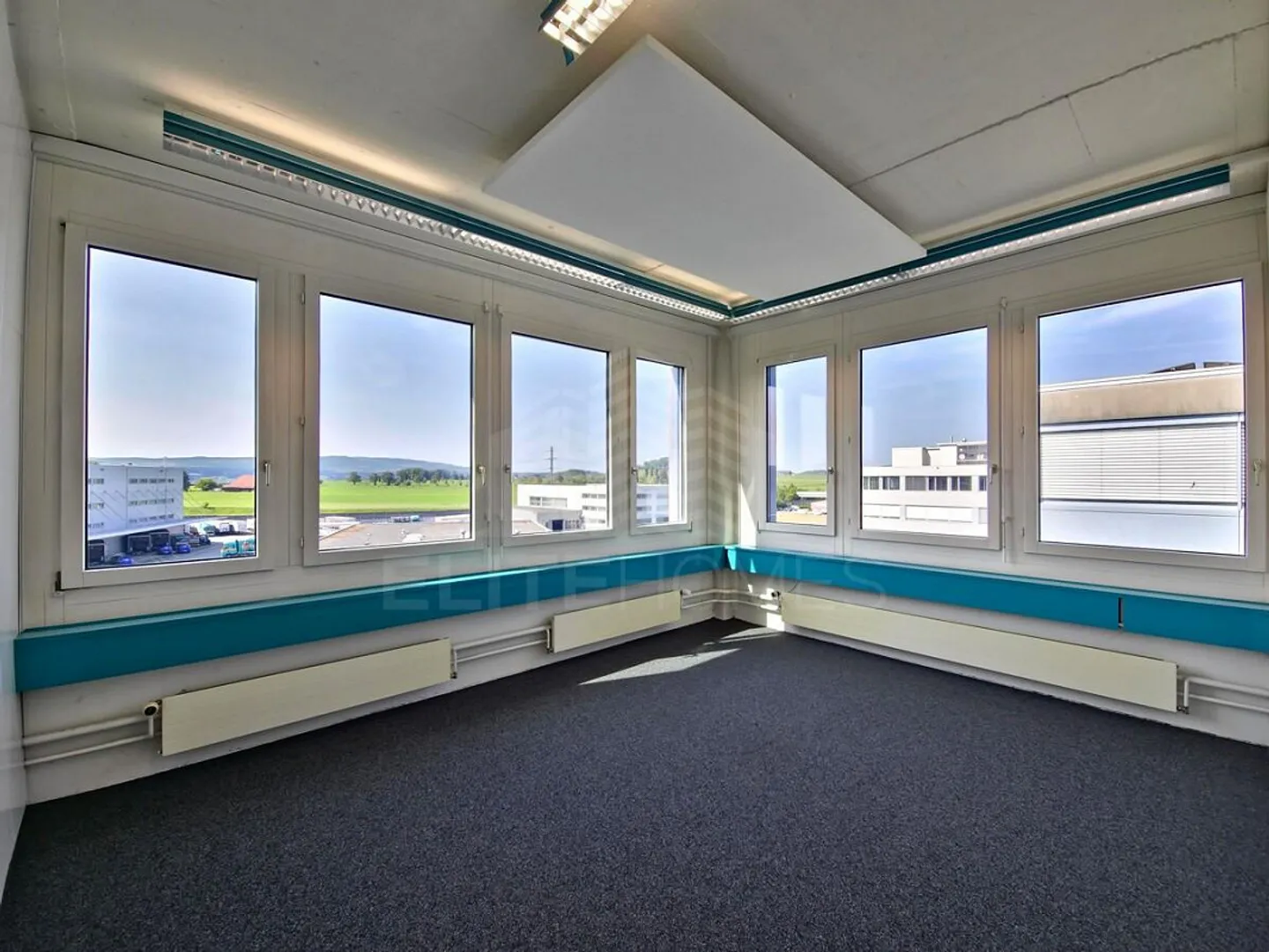 EXCLUSIVE OFFICE SPACE IN ROTKREUZ  YOUR KEY TO SUCCESS - Photo 6 of 7